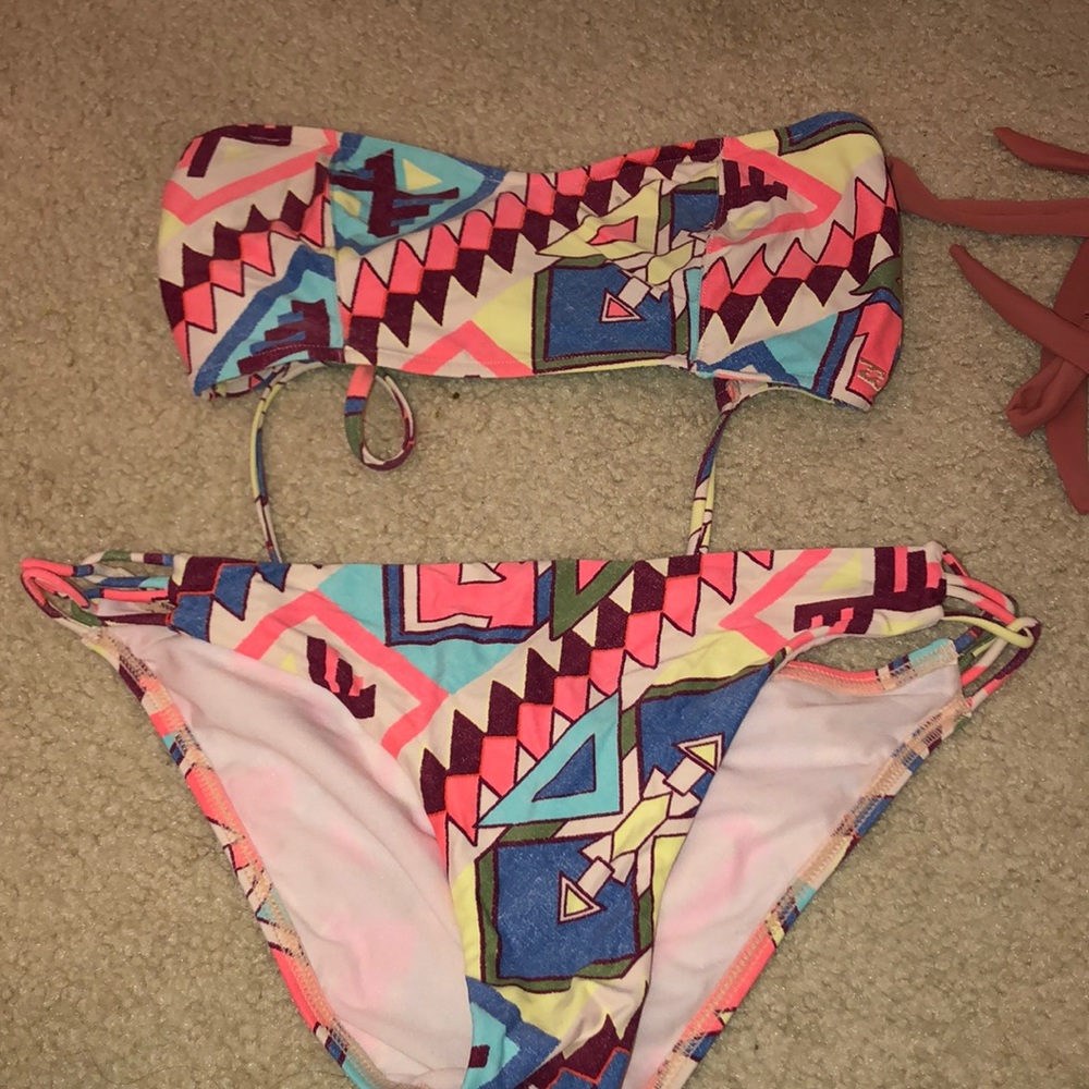 Billabong bathing suit
